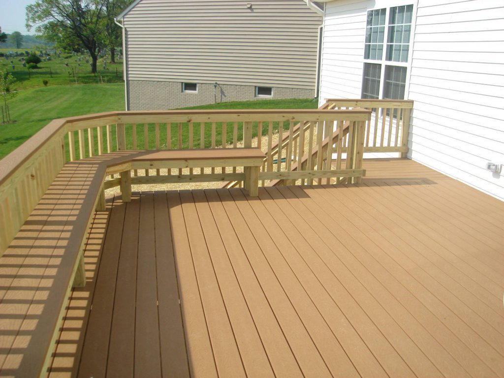 Trex Deck with Wood Rails & Bench. Built in Woodsboro- Wood Deck with Wood Rails- Deck Builder Frederick MD