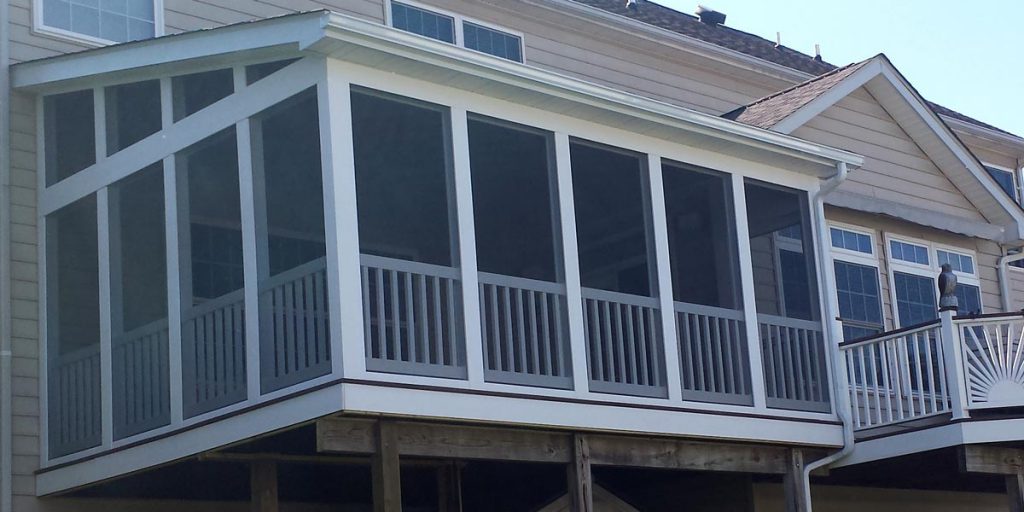 Maintenance-free All-vinyl Screened Porch